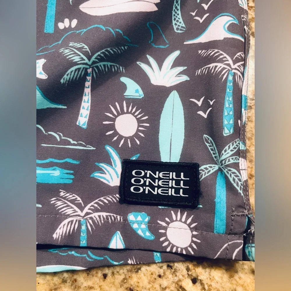 NWT O’Neill Men’s Smash Up Volley Boardshorts